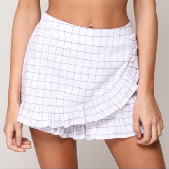 White Matching Set Crop Top Skater Skirt Skort - Picture 2 of 7